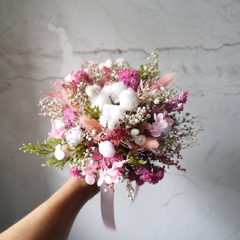 Pink lady. Sweet pink series. Valentine's day dry flowers birthday wedding bouquet - ช่อดอกไม้แห้ง - พืช/ดอกไม้ สึชมพู