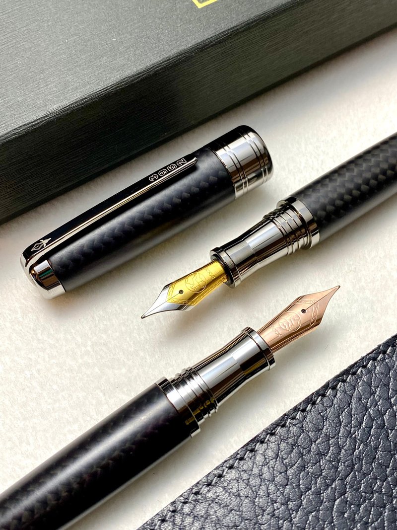 3952 Old Goat-X800 Matte Carbon Fiber Rotary Rose Gold/Two-Tone Steel Nib Fountain Pen - Fountain Pens - Other Materials 