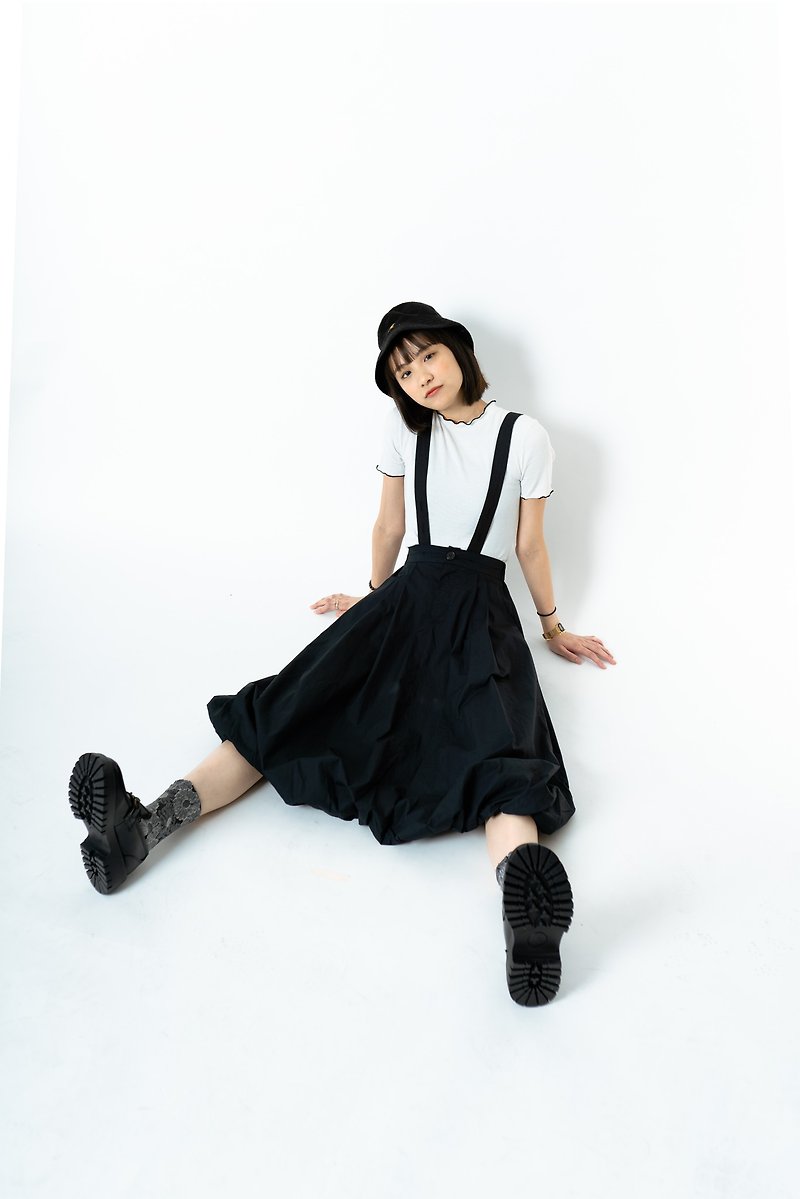 Black pleated skirt with suspenders - กระโปรง - วัสดุอื่นๆ ขาว