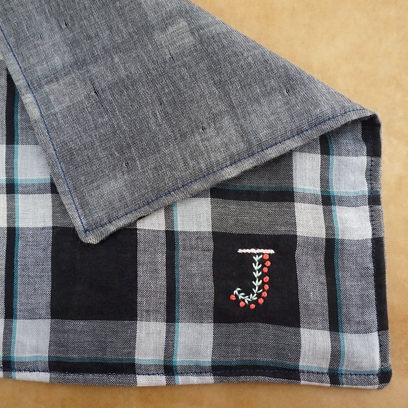 Hand embroidered quadruple gauze handkerchief "initial/J" - Handkerchiefs & Pocket Squares - Cotton & Hemp Black