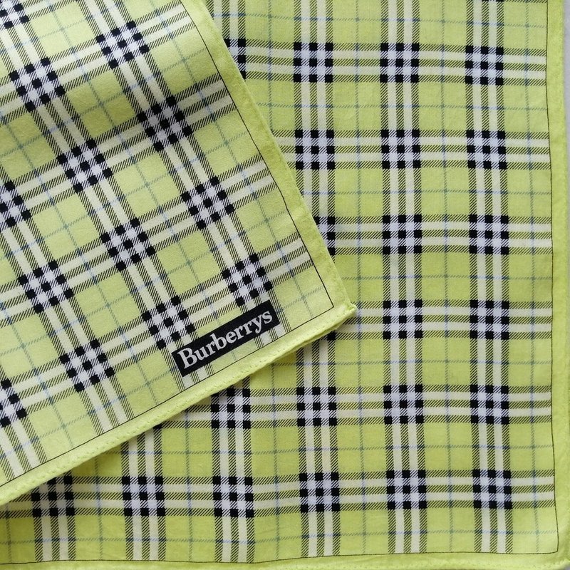 urberry Vintage Handkerchief Pocket Square Check 20 x 19.5 inches - 絲巾 - 棉．麻 黃色