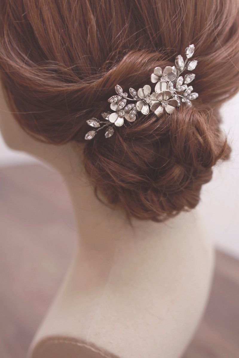 Bridal Headpiece, Rhinestone Haircomb, Bridal Headdress, Bridal Headdress - เครื่องประดับผม - โลหะ สีเงิน