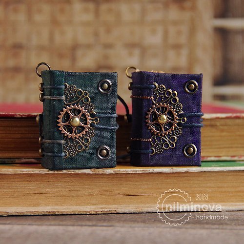 nilminova Miniature books Mini book Tiny journal Tiny book charm Tiny necklace Book lover