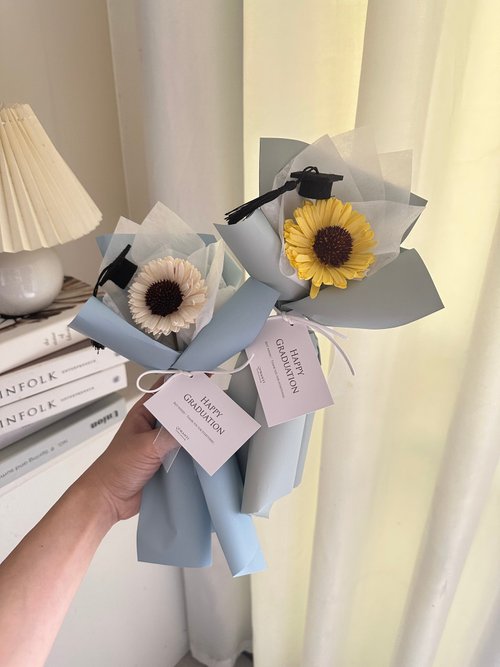 WANYI 玩藝花坊 向日葵優雅莫蘭迪花束 永生花 乾燥花 母親節 畢業花束 畢業禮
