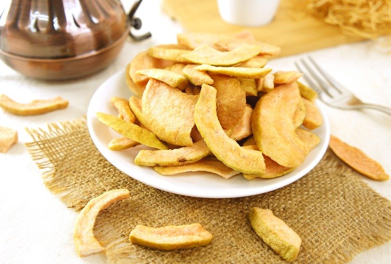 Afternoon snack light│Fresh fruit guava chips (100g/pack) - ผลไม้อบแห้ง - อาหารสด 