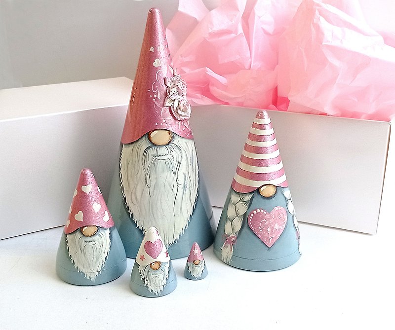 木頭 擺飾/家飾品 粉紅色 - Gnomes Rose Gold Matryoshka Doll for Children
