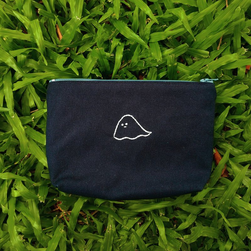 Embroidery/Cosmetic Bag/Ghost - กระเป๋าเครื่องสำอาง - วัสดุอื่นๆ 