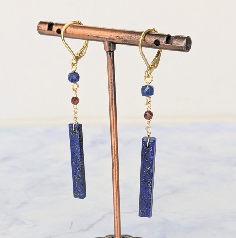 天然寶石耳環　青金石 石榴石 - 耳環/耳夾/耳骨夾 - 寶石 藍色