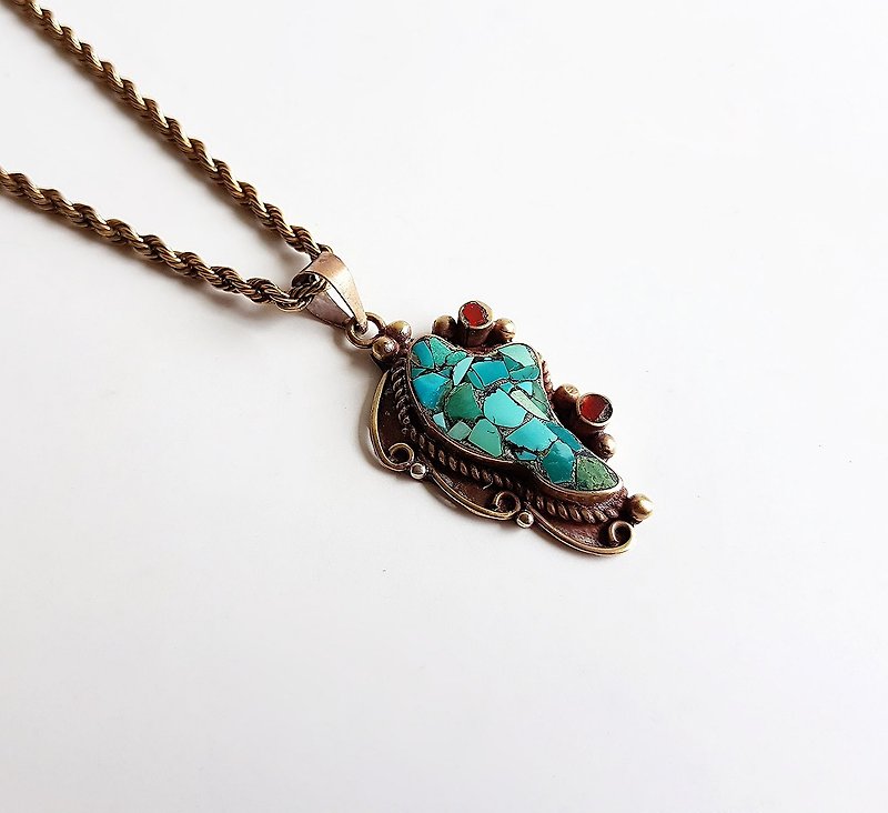 [Ancient Pieces] Bronze Inlay Natural Ore Turquoise • Pendant Necklace - Necklaces - Gemstone Green