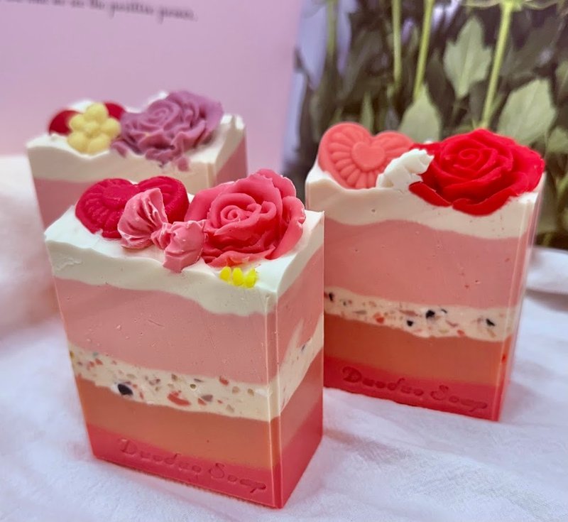 朵朵製皂-花兒朵朵 - 肥皂/手工皂 - 其他材質 