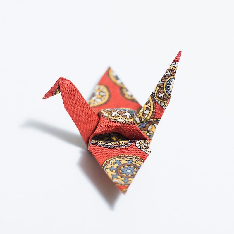 \CRANE CRANE/ origami brooch_Crimson Dome - เข็มกลัด - วัสดุอื่นๆ สีแดง