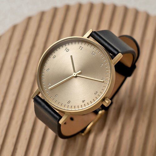 BIJOUONE BIJOUONE彼樹灣 B60系列 金色 皮帶款 男女瑞士機芯防水精鋼手錶