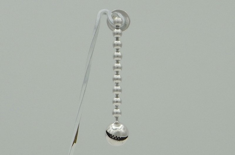 smile ball chain Pierce_1 type:B (s_m-O.58) 微笑 笑臉 穿孔耳环 sterling silver earring - Earrings & Clip-ons - Other Metals Silver