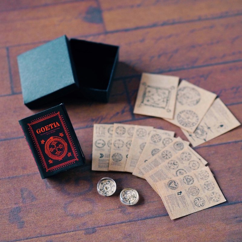 Miniature book   magic book GOETIA set