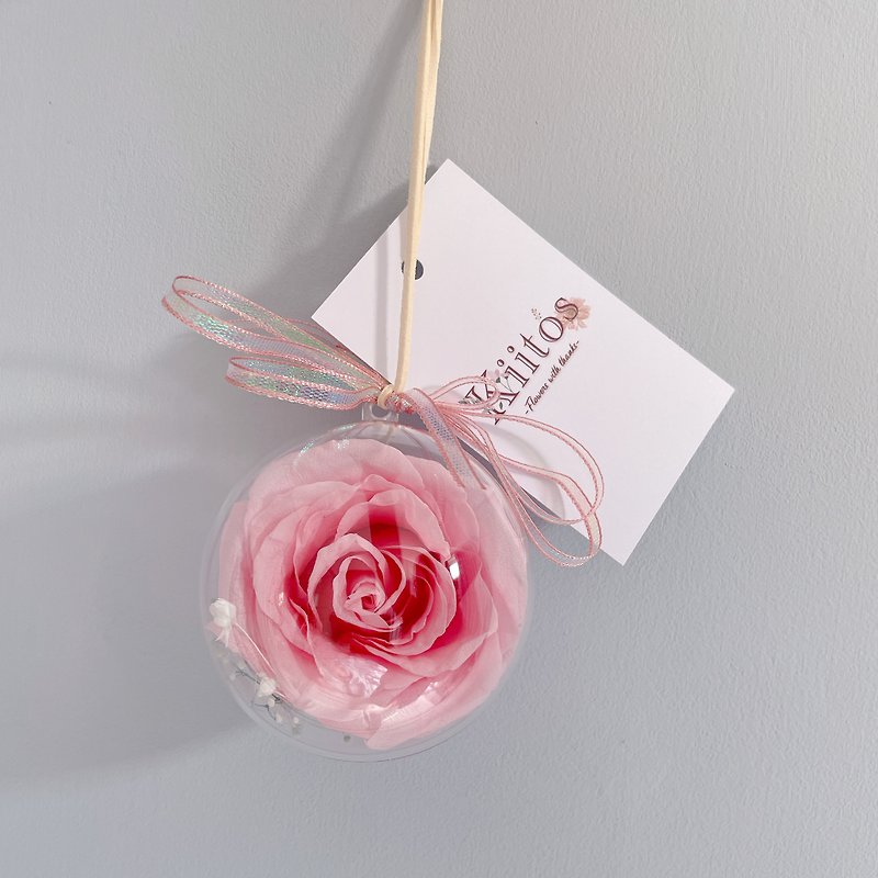 Souvenirs Choice-Kiitosflorist Preserved Flower Balls - Light Pink - พวงกุญแจ - พลาสติก สึชมพู