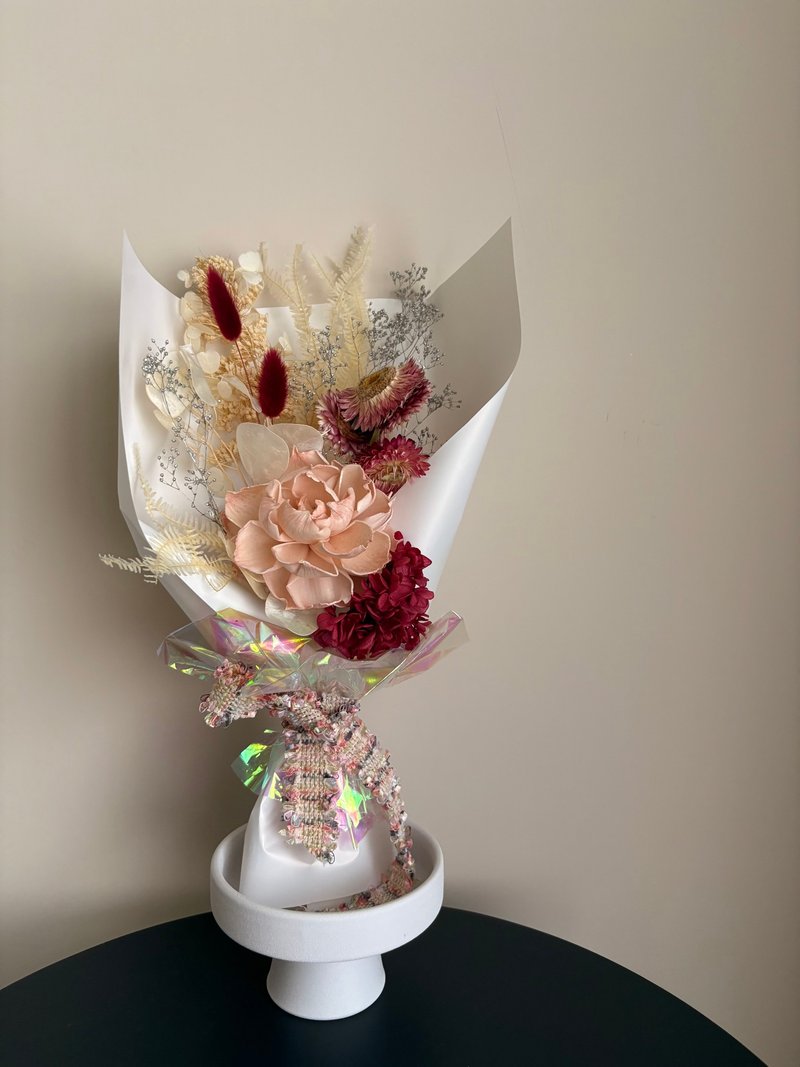 霓光粉派對 乾燥永生.索拉花束∣畢業季.生日禮物 - 擺飾/家飾品 - 植物．花 粉紅色