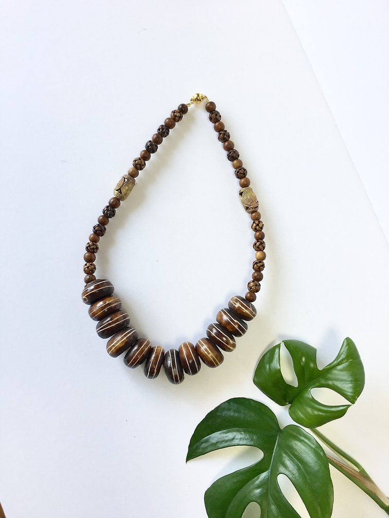 African antique wood beads necklace - 項鍊 - 木頭 咖啡色