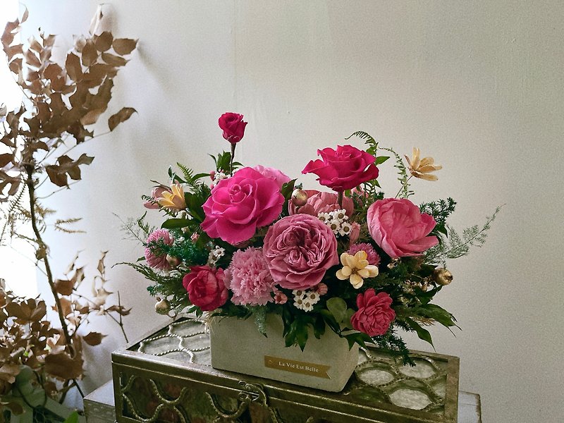 カラフルなピーチ風味の不滅の大きな鉢植えの花、家の開店祝いの不滅の花、家の上品な装飾 - ドライフラワー・ブーケ - 寄せ植え・花 ピンク