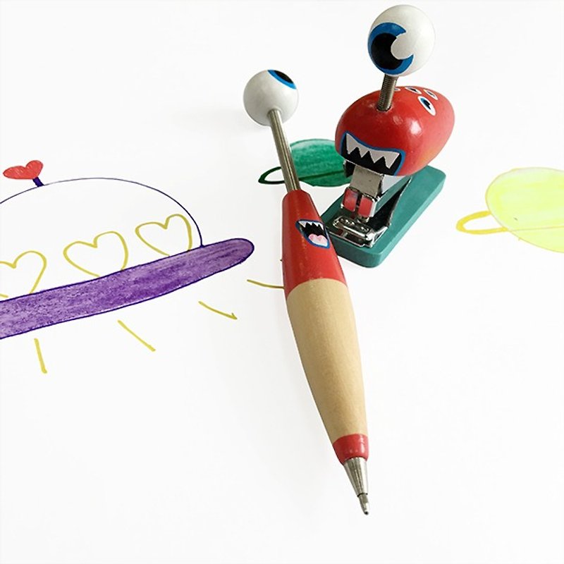 木製紅眼球外星寶寶文具組 - 釘書機  原子筆 - 原子筆/中性筆 - 木頭 