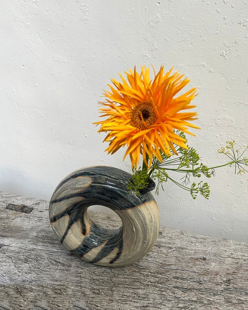 墨藍 特大ドーナツ型花器 花瓶 | 陶器 - ショップ ycobjectstudio 花瓶