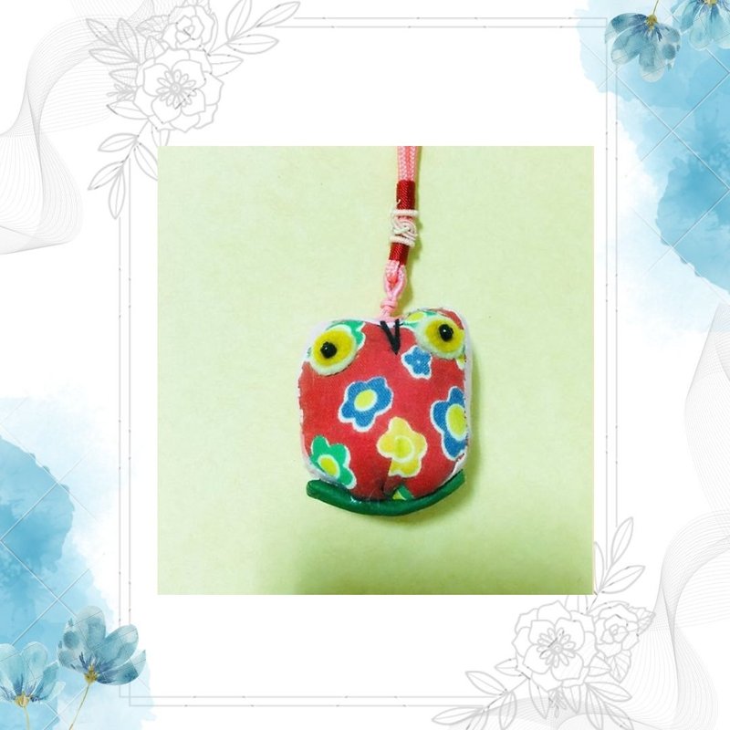 Handmade Smiling Owl Series Woven Pendant | Rose Auspicious Blessing Style (medium) - เย็บปัก/ถักทอ/ใยขนแกะ - งานปัก สึชมพู