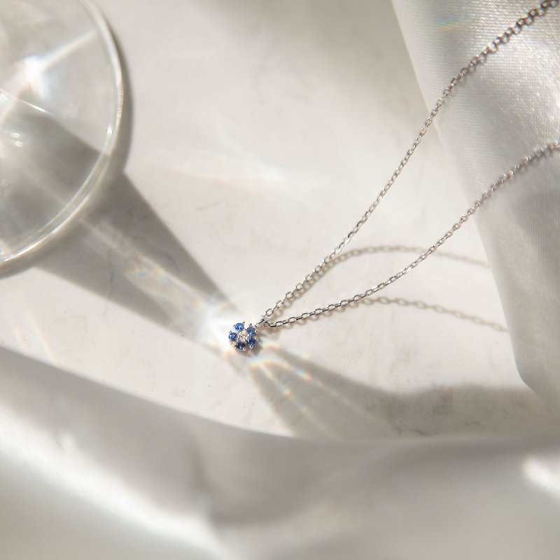 Beautiful Flowers Sterling Silver Necklace_Temperament Blue | Delicate. Sophisticated and luxurious - สร้อยคอ - เงินแท้ สีน้ำเงิน