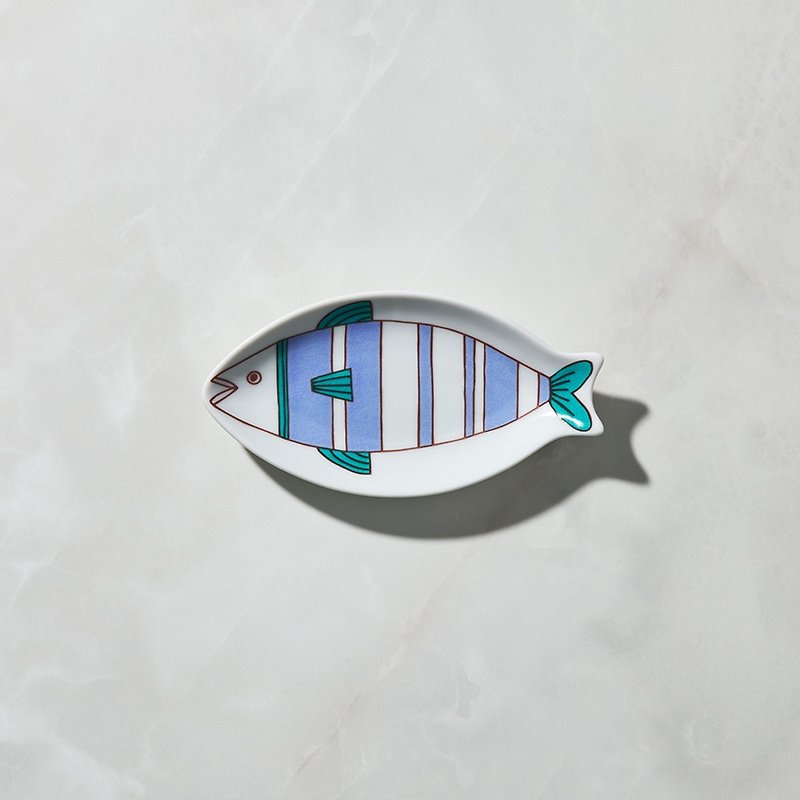 Nippon Haru Kutani Yaki-Fish Small Plate-Straight Line Pattern - Plates & Trays - Porcelain White