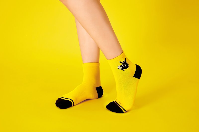 Simple Socks – Horse Socks - ถุงเท้า - วัสดุอีโค สีเหลือง