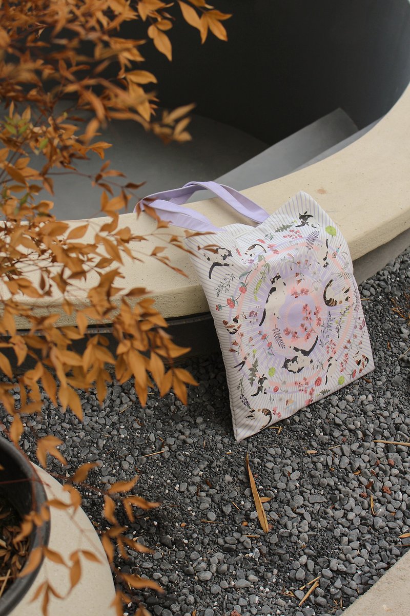 Yogis 猫と花のジッパー生地バッグ (オリジナルデザイン、変色防止) - トート・ハンドバッグ - ポリエステル 多色