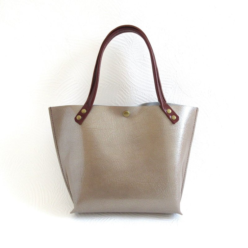 NEW Line, Cowhide, Long Handle, Wide Bottom, Single Piece Leather Mini Tote, 0606 - Handbags & Totes - Genuine Leather Gold