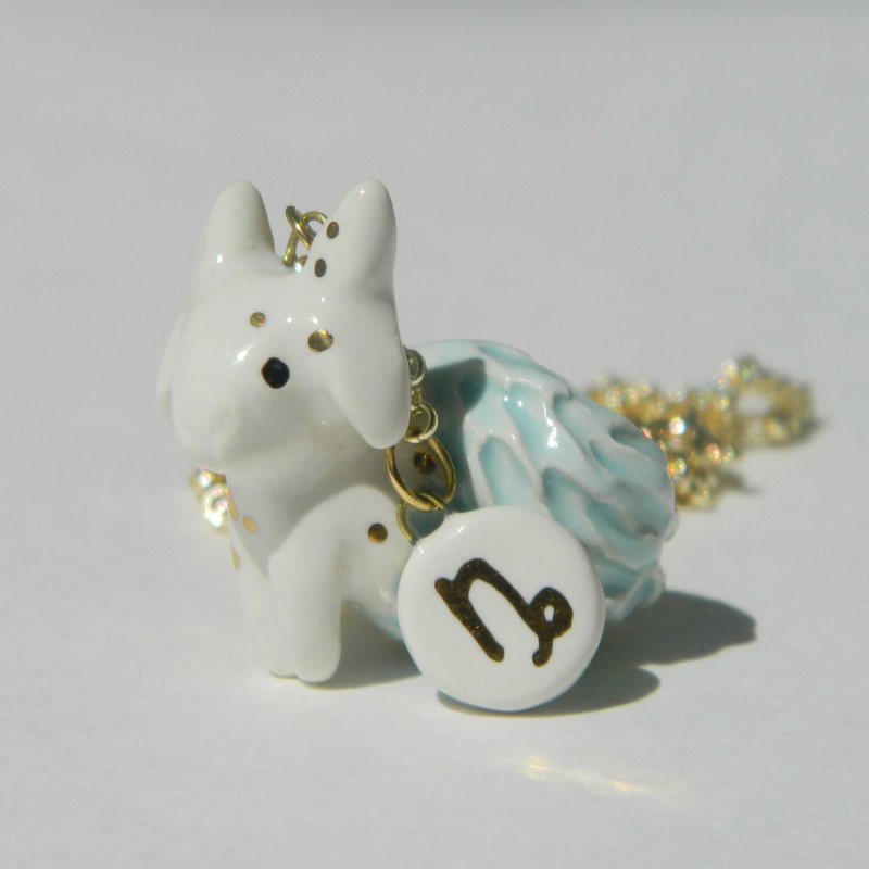 Ceramic pendant Capricorn - สร้อยคอ - ดินเหนียว ขาว