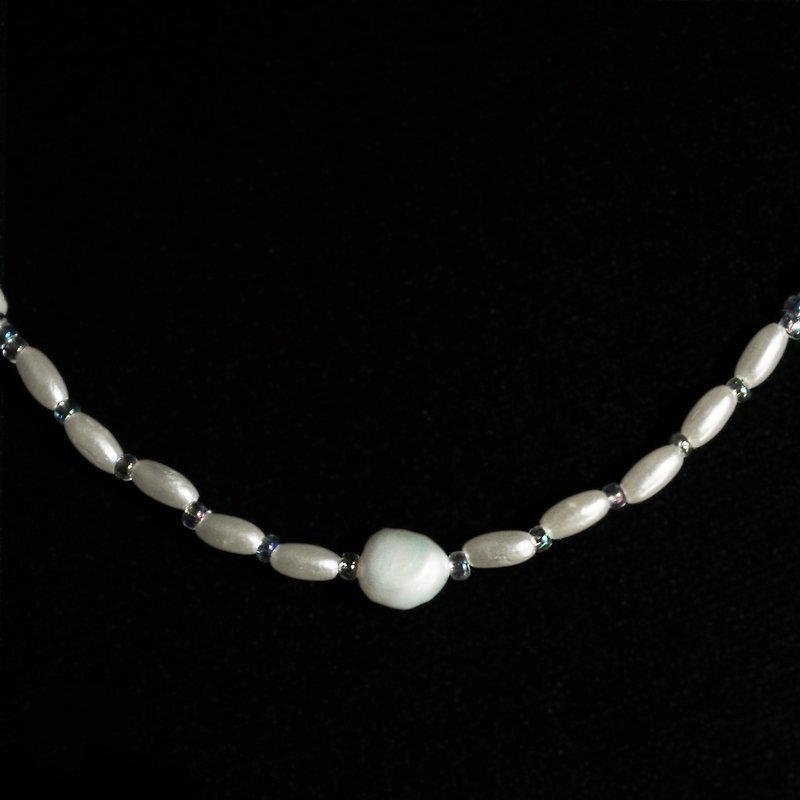 EUREKA 03 / Handmade Beaded Necklace/ Unshaped Freshwater Beads/ Colorful Beads - สร้อยคอ - เครื่องประดับพลอย ขาว