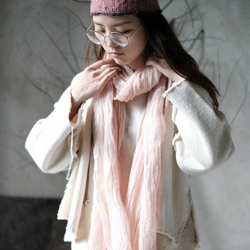The meaning of travel | soft pink four-color natural wrinkle plant dyed blue dyed wrinkled hemp scarf can be used as a shawl scarf - Knit Scarves & Wraps - Cotton & Hemp Pink