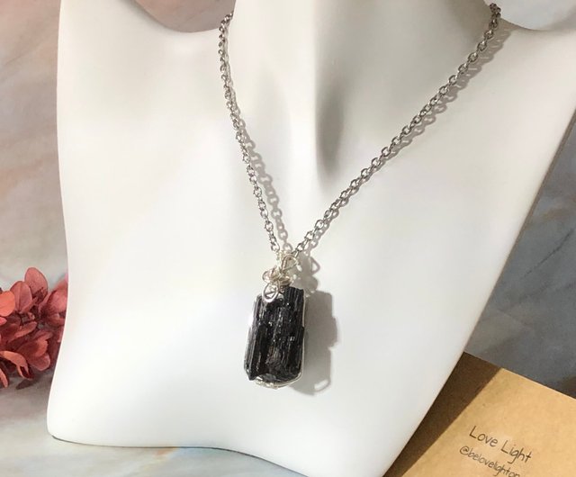 ブラックシリカネックレス K18WG 65センチ ロイヤルコスモス