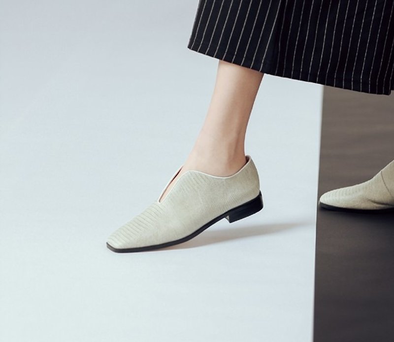 Abstract notch personality square head leather shoes white - Women's Leather Shoes - Genuine Leather White