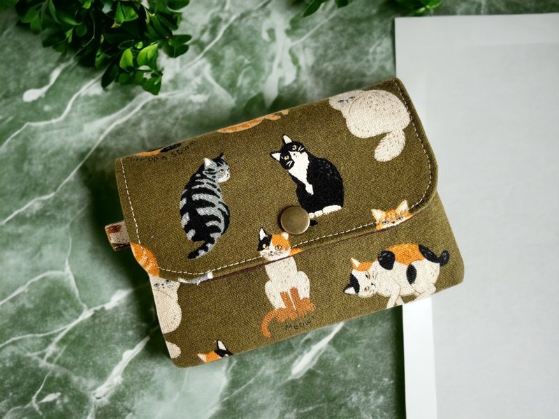 Handmade three-layer coin purse. Cat. green - กระเป๋าใส่เหรียญ - ผ้าฝ้าย/ผ้าลินิน สีเขียว