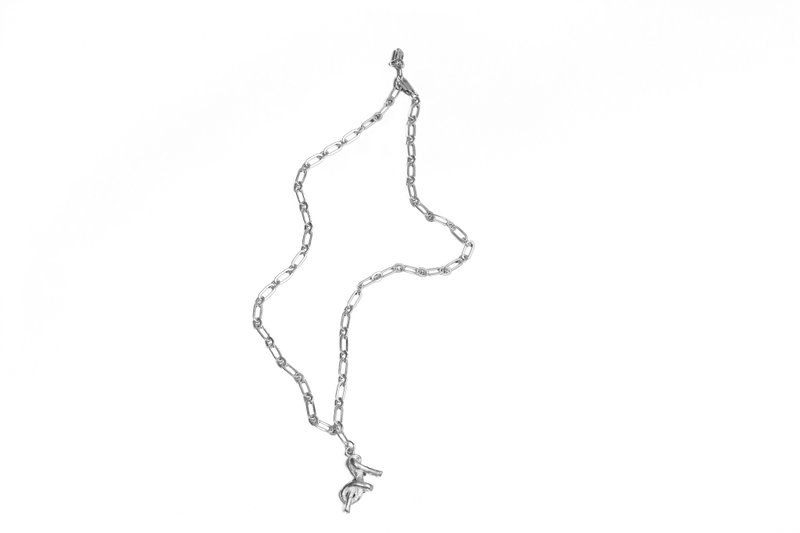Knot Alphabet NecklaceSilver 99.99 / F / - 項鍊 - 純銀 銀色