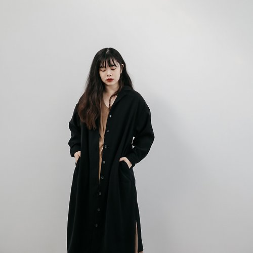 Minami Asa 黑色果核罩衫洋裝