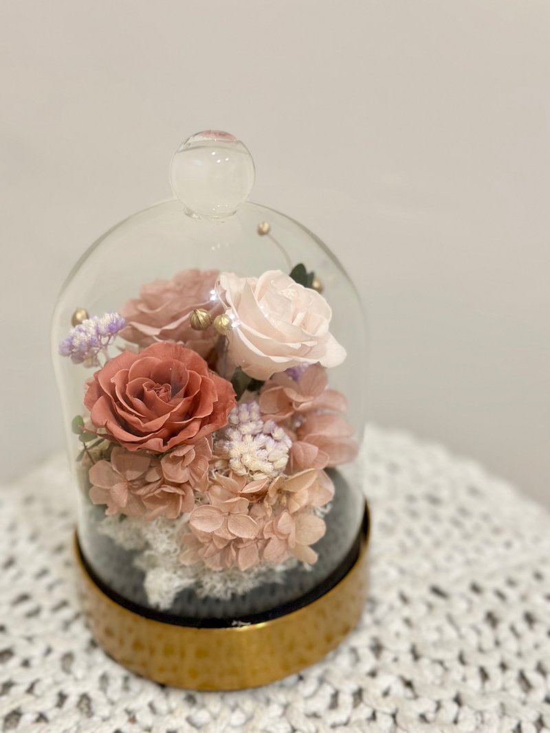 Dry rose immortal flower glass cover Valentine's Day gift graduation gift wedding gift - ช่อดอกไม้แห้ง - พืช/ดอกไม้ สีแดง