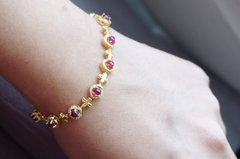Natural Ruby Bracelet Silver 925 With 18K gold Plated. - 手鍊/手環 - 純銀 紅色