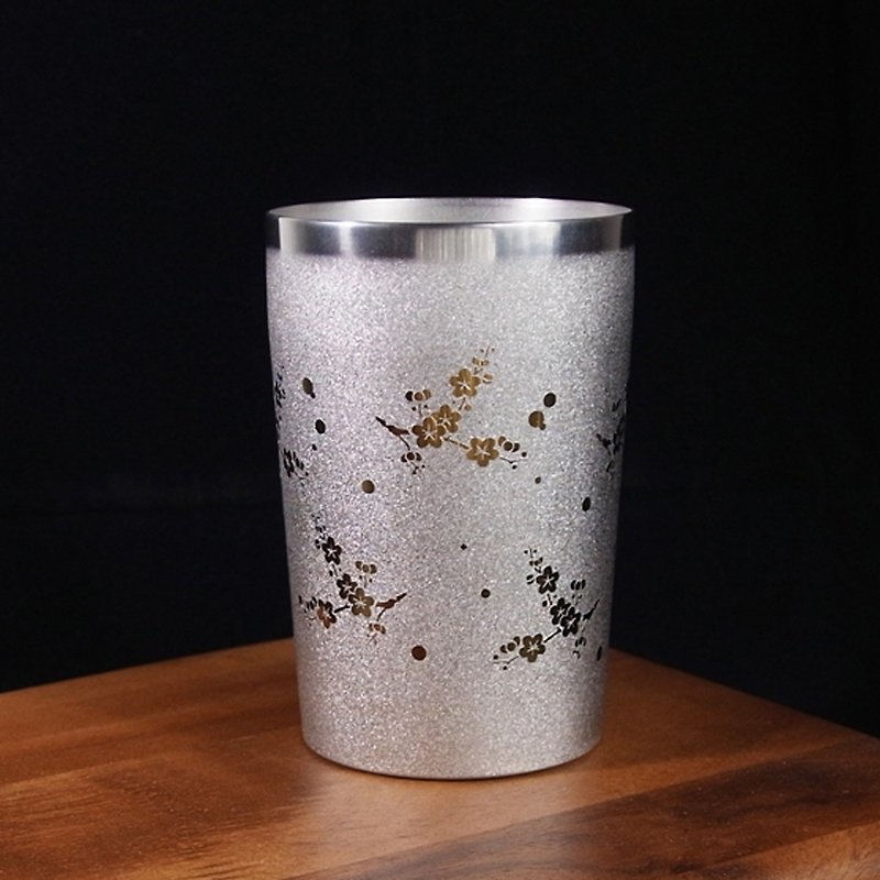 鈦愛生活系列-日本製純鈦抗菌極致雙層杯 梅花 270ml - 杯子 - 其他金屬 銀色