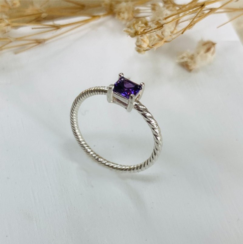 [Luxury] Sterling Silver-Purple Square Diamond Twist Wire Ring - แหวนทั่วไป - เงินแท้ สีเงิน