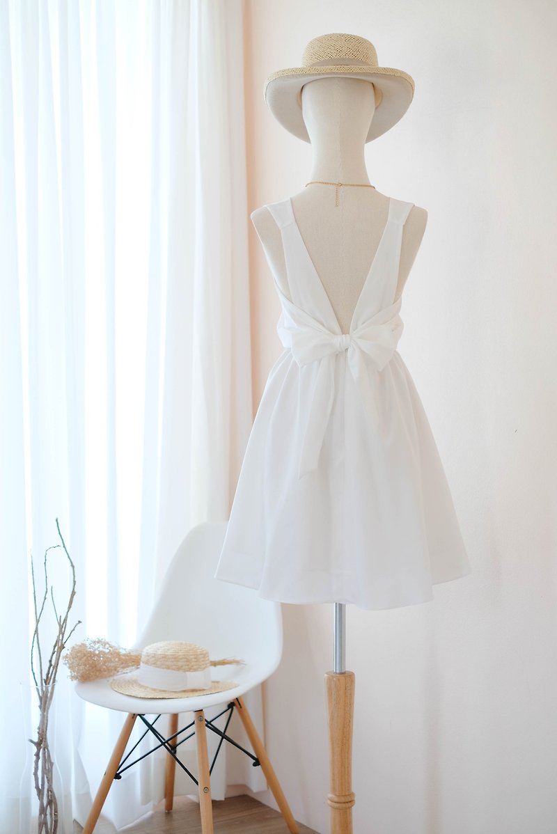 Off White Dress Bridesmaid dress backless party Cocktail short dress - 禮服/小禮服 - 聚酯纖維 白色