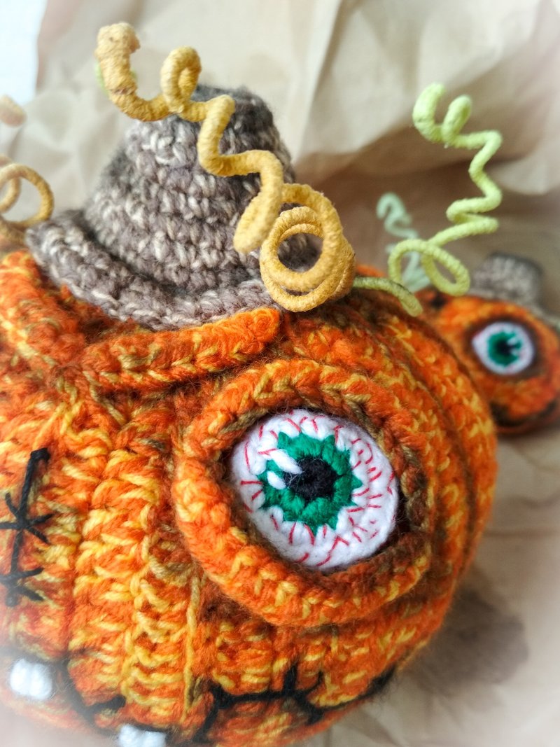 Set of 2 crocheted toy pumpkin. Halloween amigurumi. Fall decoration pumpkin. - ตุ๊กตา - วัสดุอื่นๆ สีส้ม