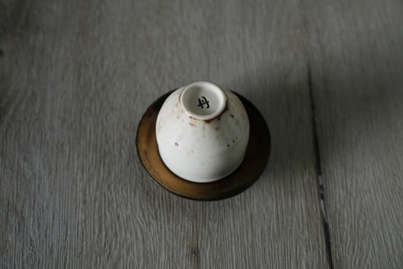 鎏金_杯碟組 - 茶壺/茶杯/茶具 - 瓷 白色