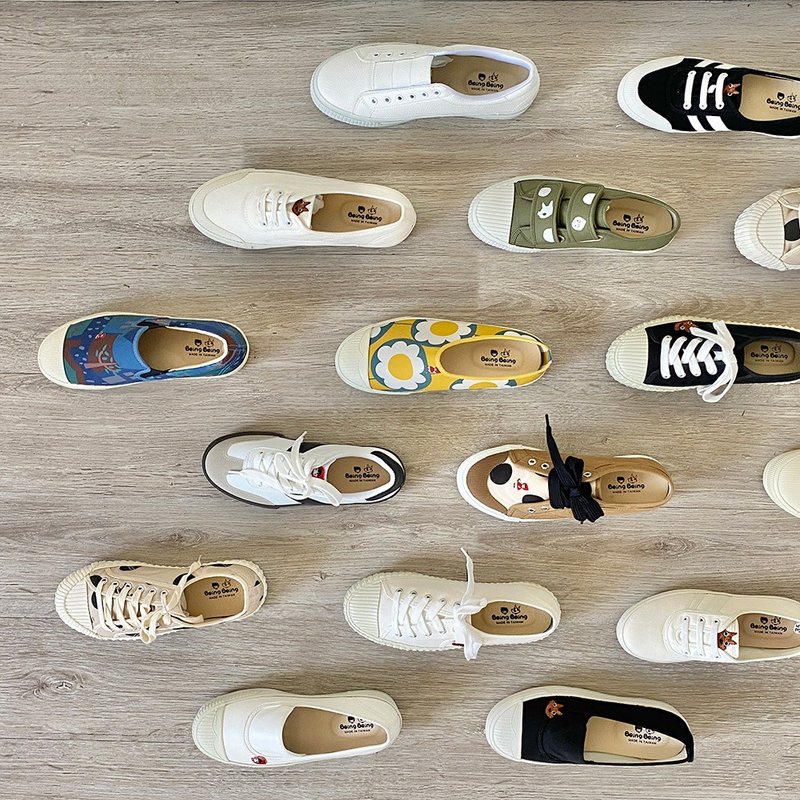 【セットコーディネート】新春限定福袋 ブラック・ホワイトとプリントの共演 厳選レディースシューズ2足 - スリッポン - コットン・麻 多色