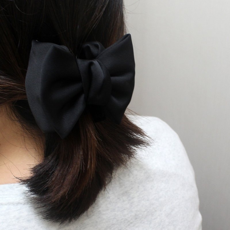 Black Small ribbon Hair Jaws simple hair banana clip,medium ponytail clip - Hair Accessories - Other Materials Black