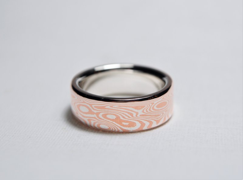 Wood grain gold ring (Silver Bronze material) Wood grain gold wedding ring custom wedding ring - แหวนทั่วไป - เงิน หลากหลายสี