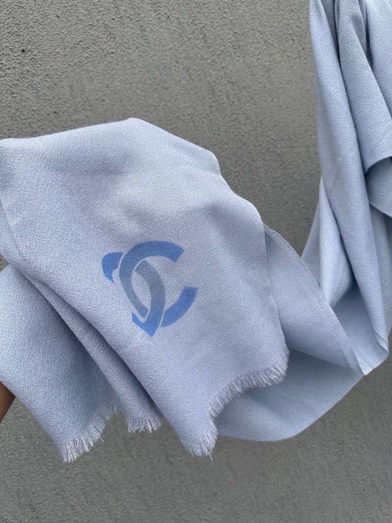 中古品 CHANEL 香奈兒 漸變藍 Logo 羊絨圍巾 - 圍巾/披肩 - 羊毛 藍色