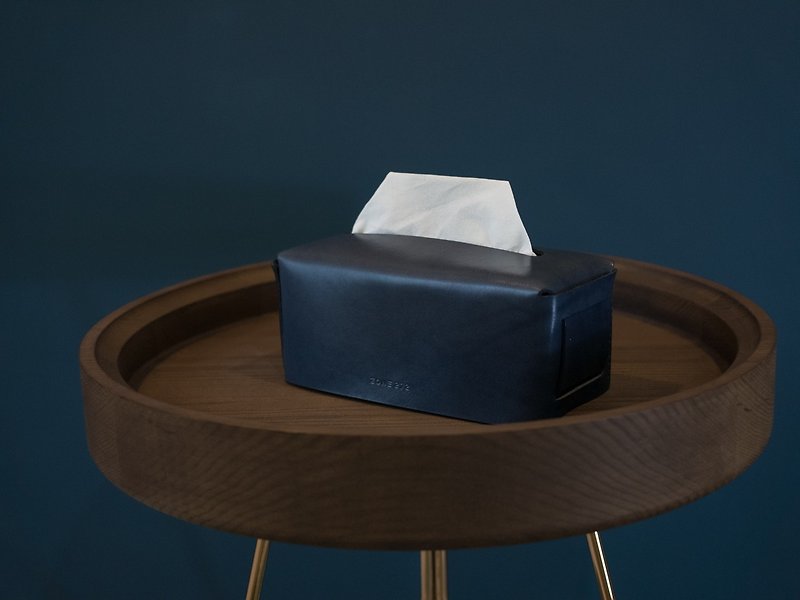 Leather Tissue Box   Navy Blue  Vegetable tanned leather - กล่องทิชชู่ - หนังแท้ สีน้ำเงิน